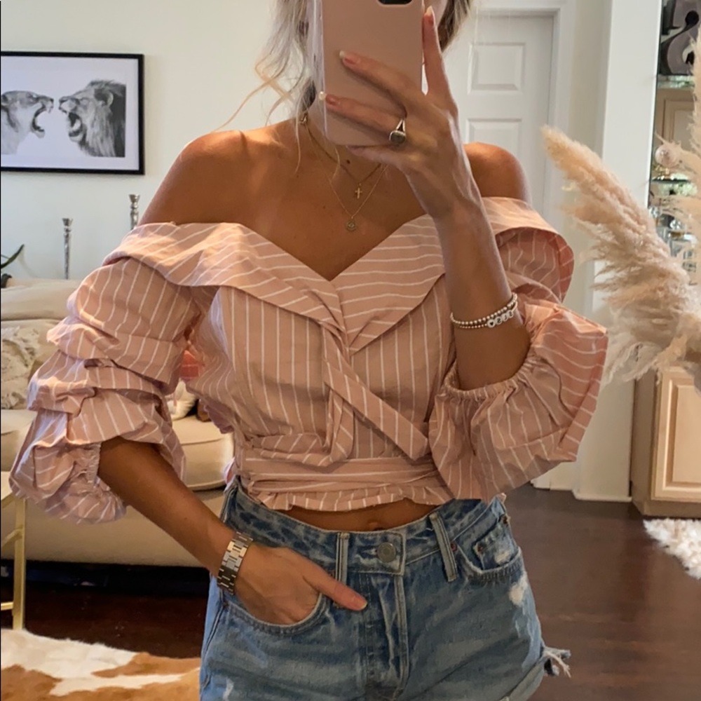 ASTR Off the shoulder Wrap blouse